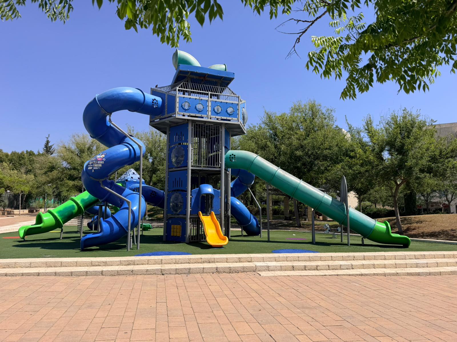 Playgrounds Everywhere